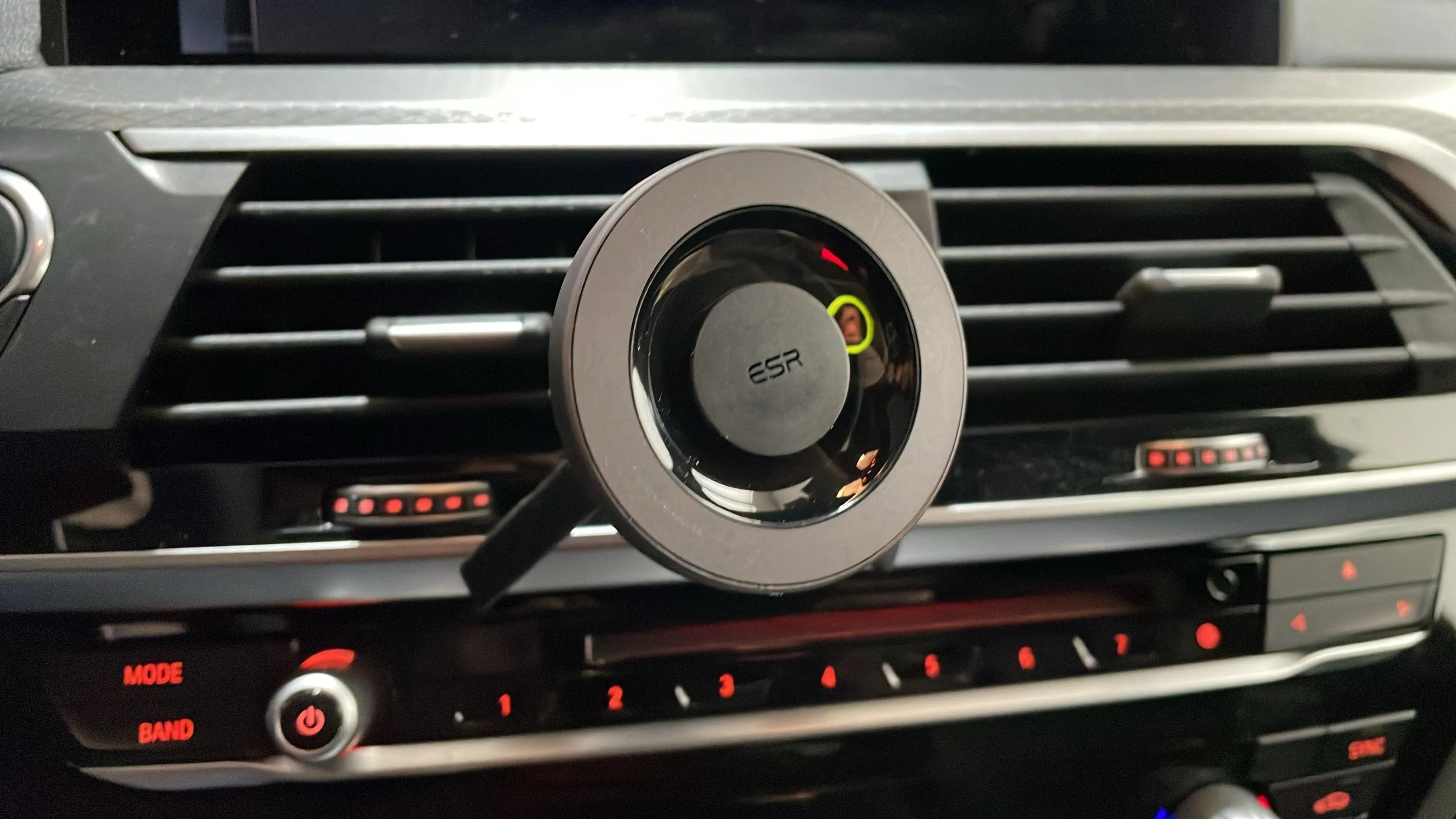 ESR for MagSafe Car Mount Front